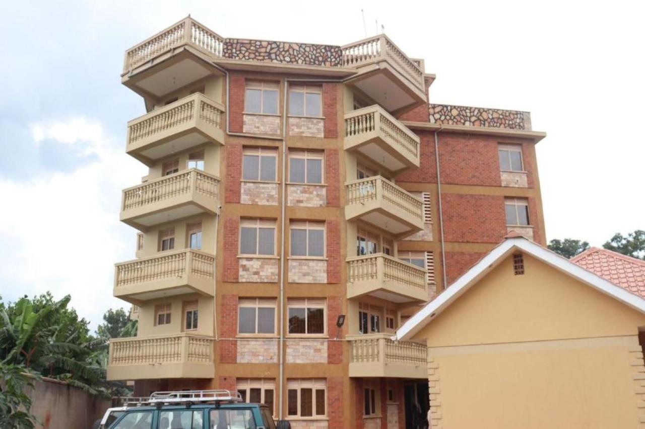 Jusvero Motel Jinja Exterior photo